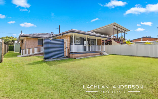 19 Montgomery Crescent, Golden Beach QLD 4551