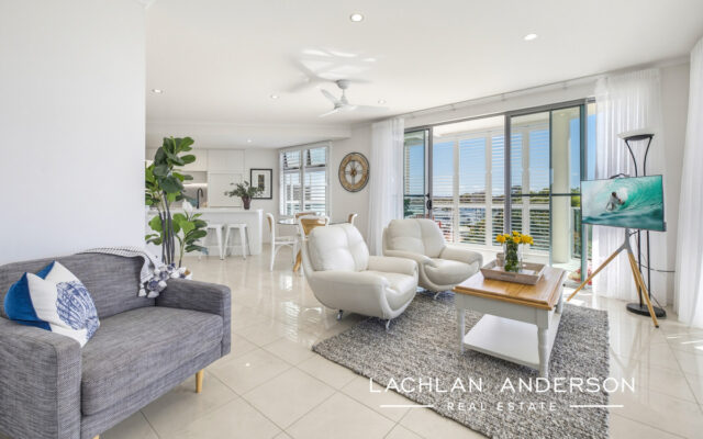 8/93 Landsborough Parade, Golden Beach QLD 4551
